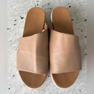 Adrienne Vittadini sport slides